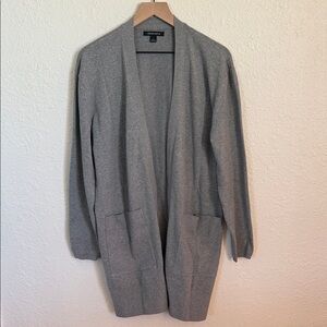 Elegant Gray Women's Cardigan